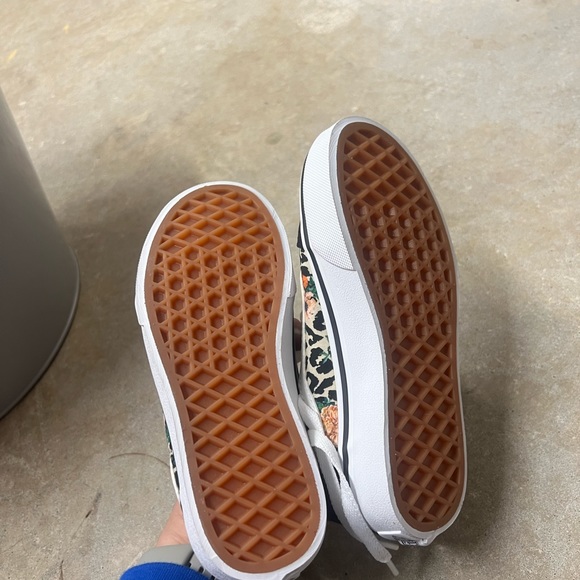 Girls vans - Picture 3 of 3